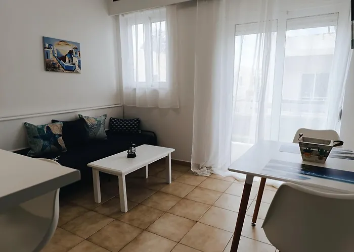 Nautilus & Apartamento Rhodes City