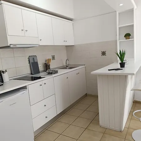 Nautilus & * Rhodes City