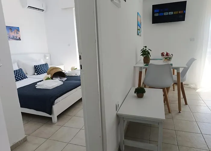 Nautilus & Rhodes City